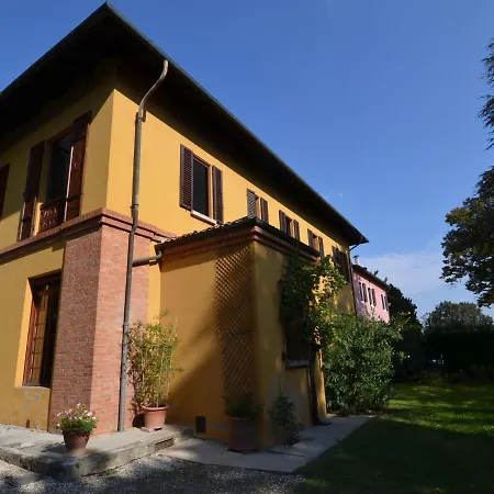 Furry Frinds With Family *