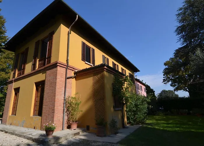 Furry Frinds With Family *